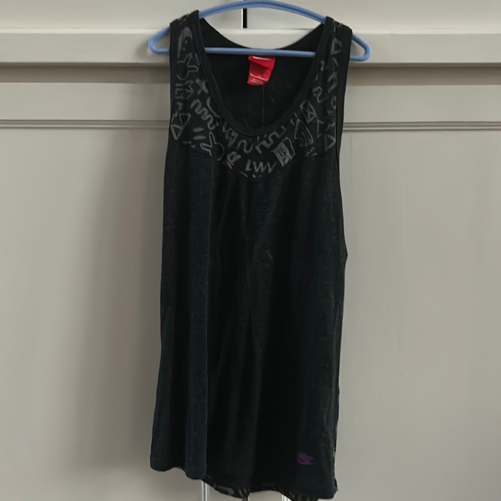gray Nike tank | youth XL | graphics on back